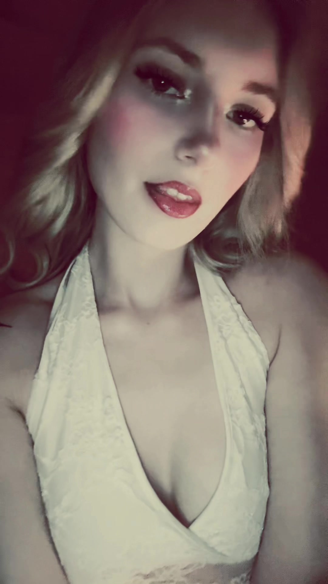 @emily242443