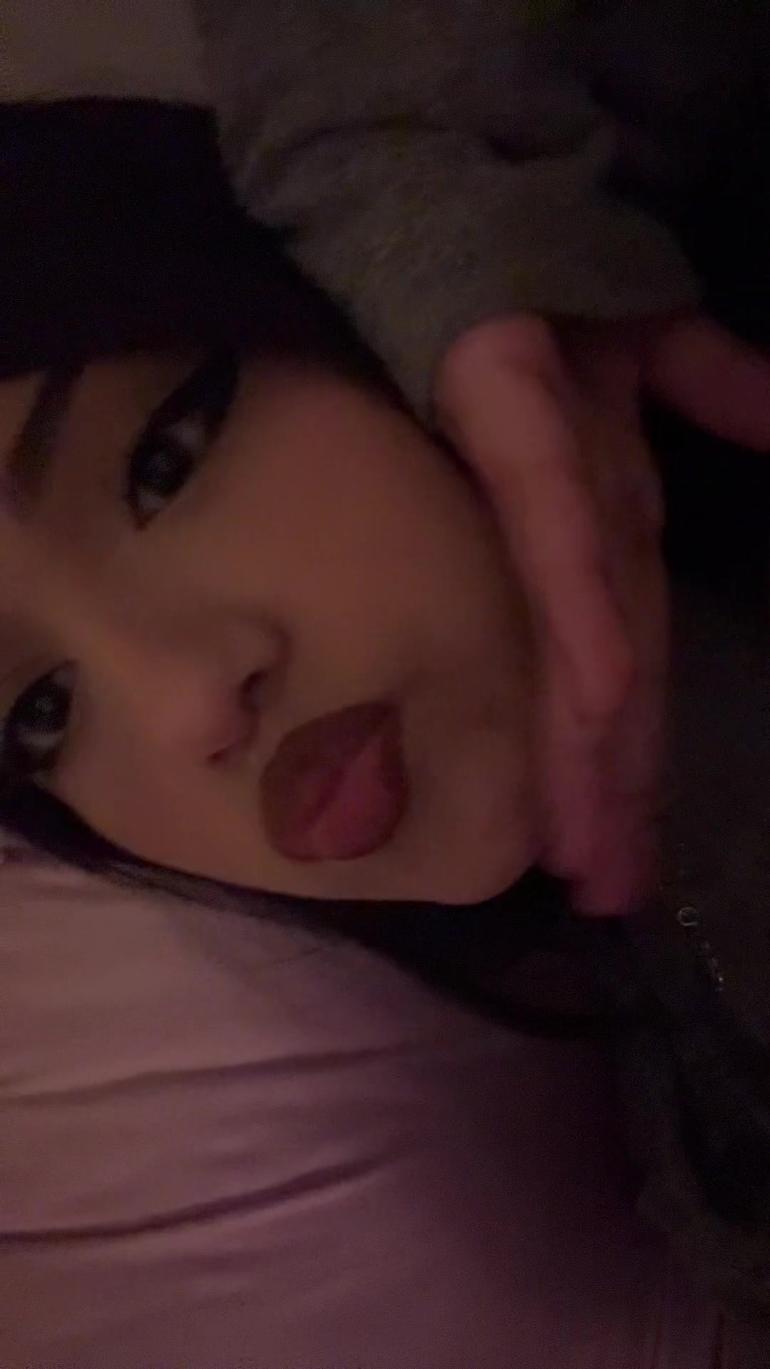 @:3