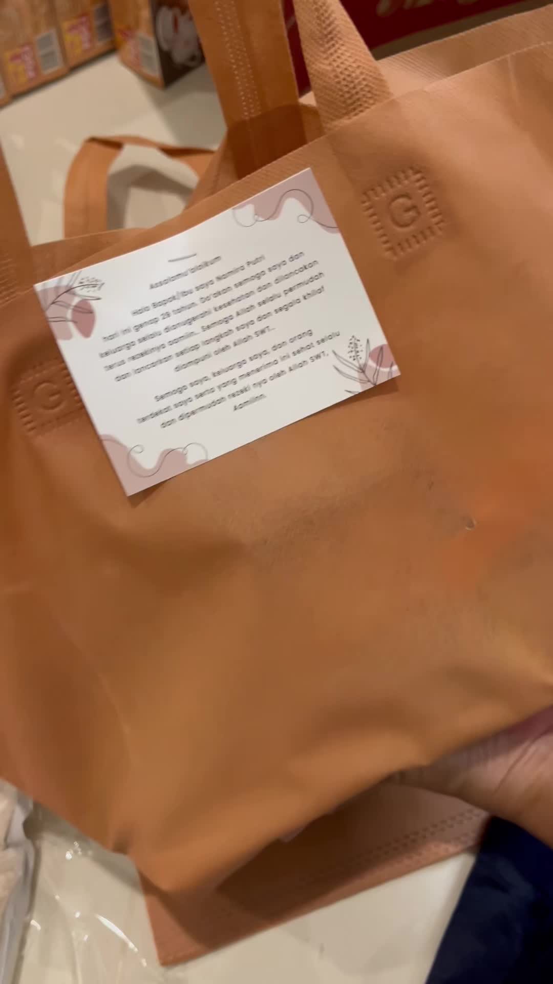 @naamiraputri