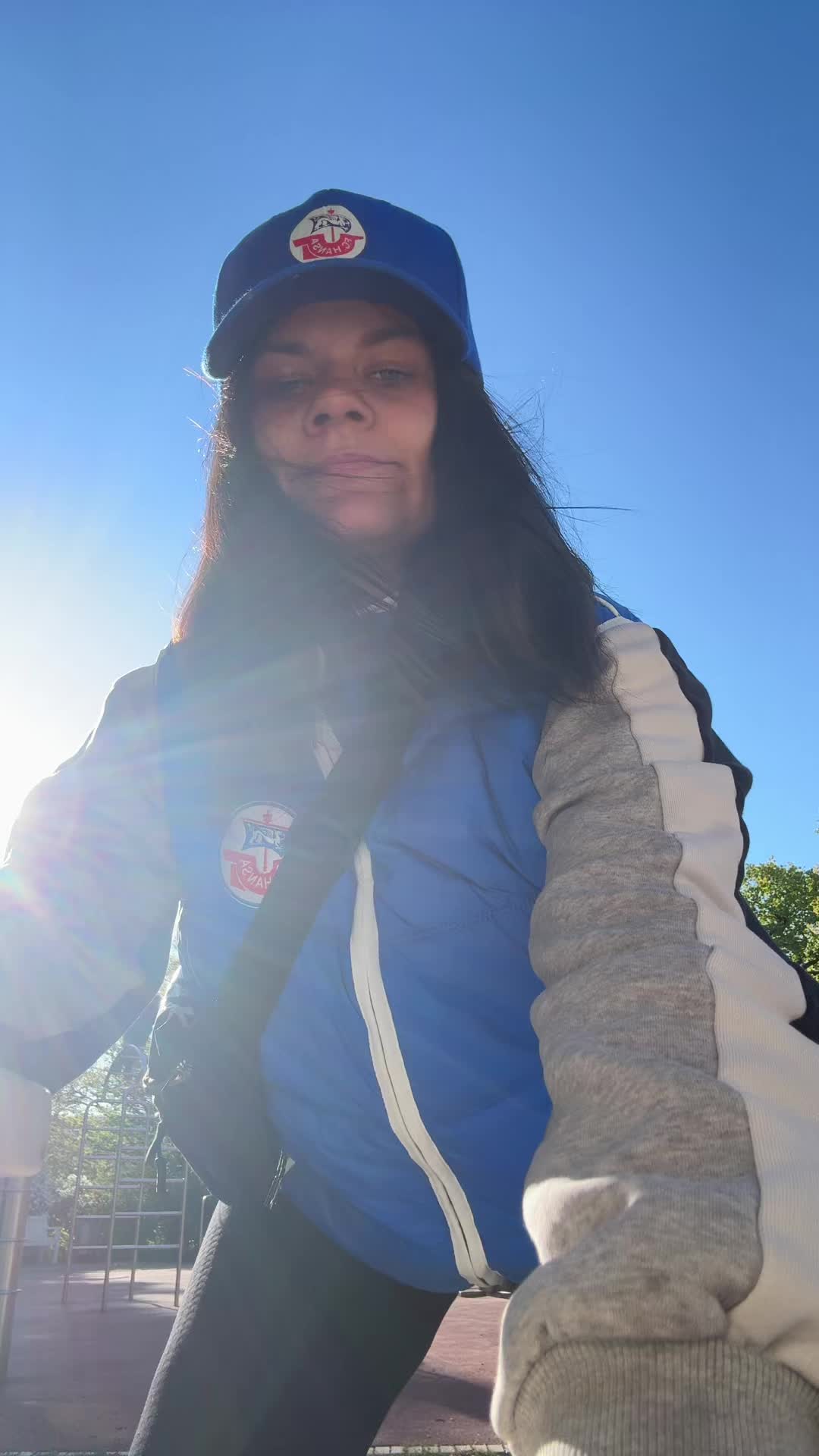 @Anna_rstock_109