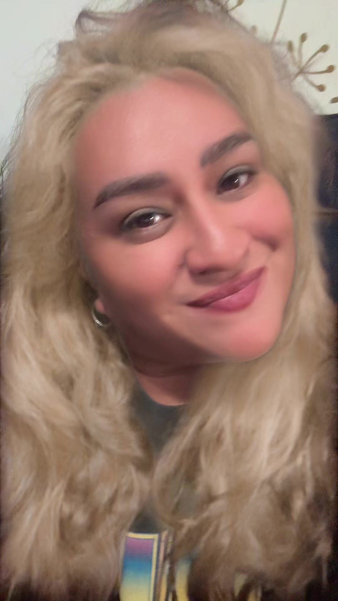 @Vania Oro