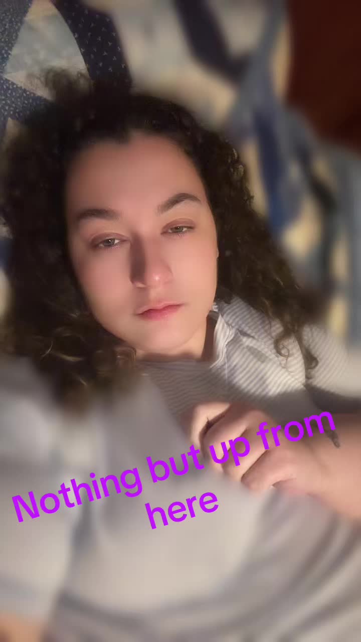 @💜🩷🩵 IceQueen92 🧊 👑 😴🐐