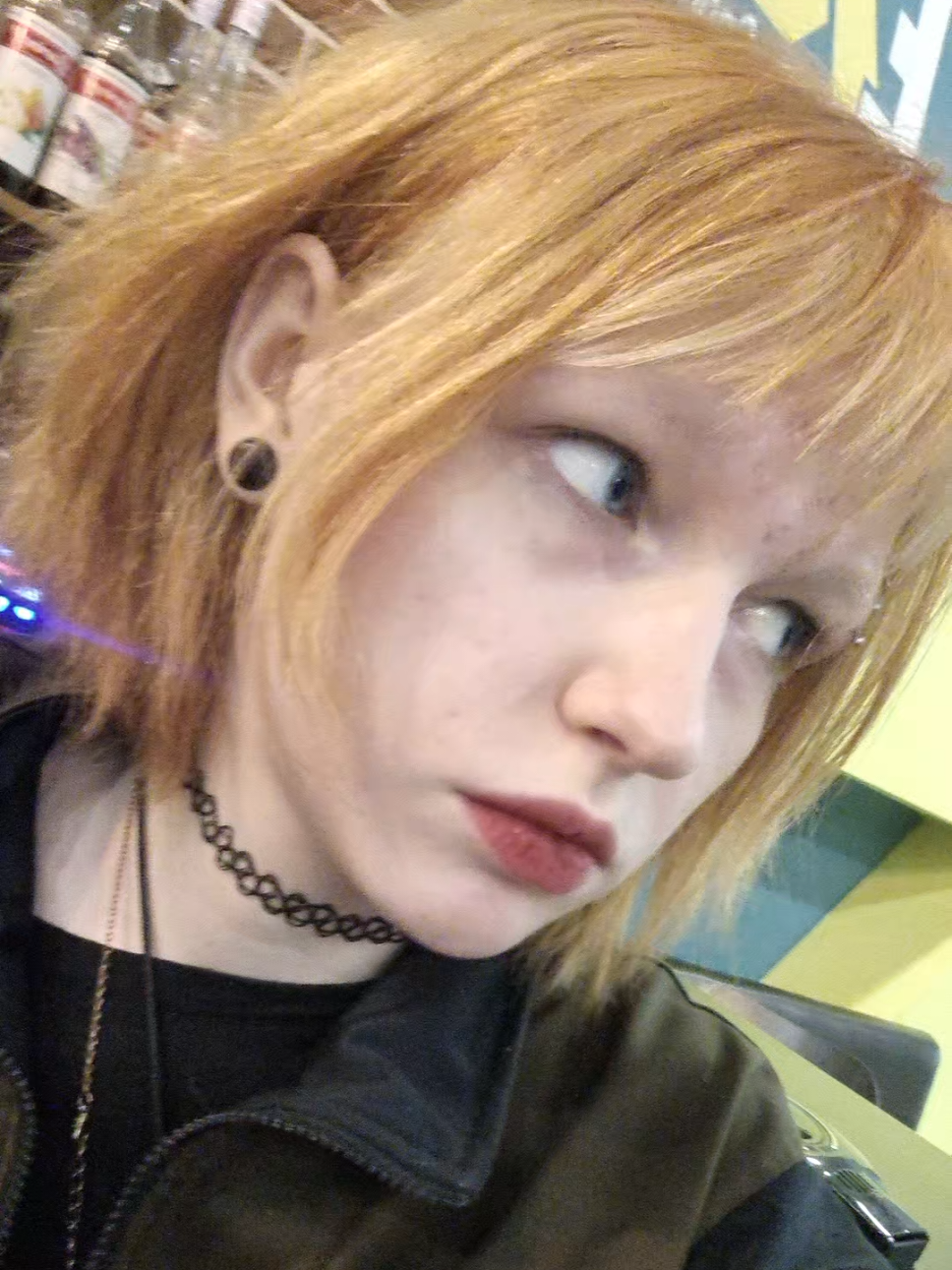 @энишка олд акк