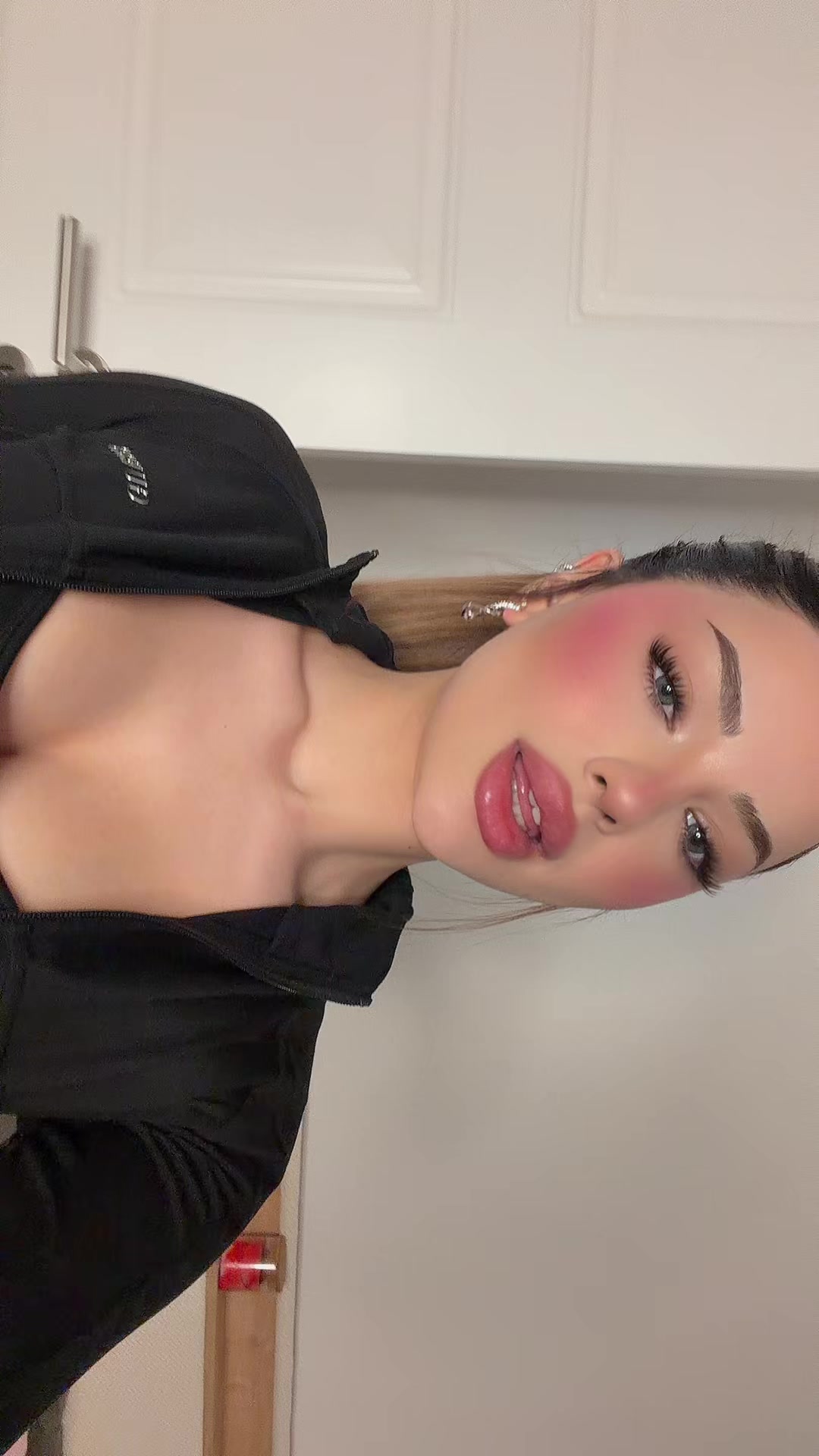 @𝐘𝐘