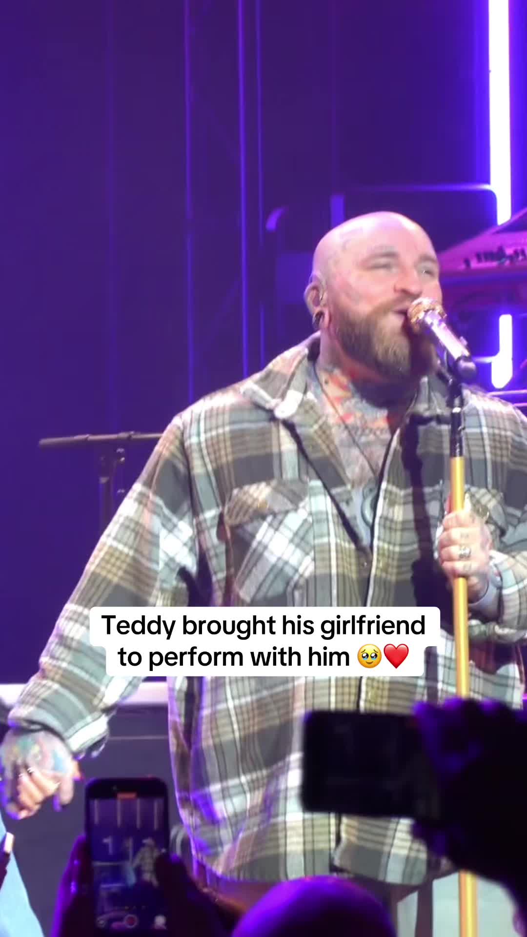 @Teddy Swims Fans