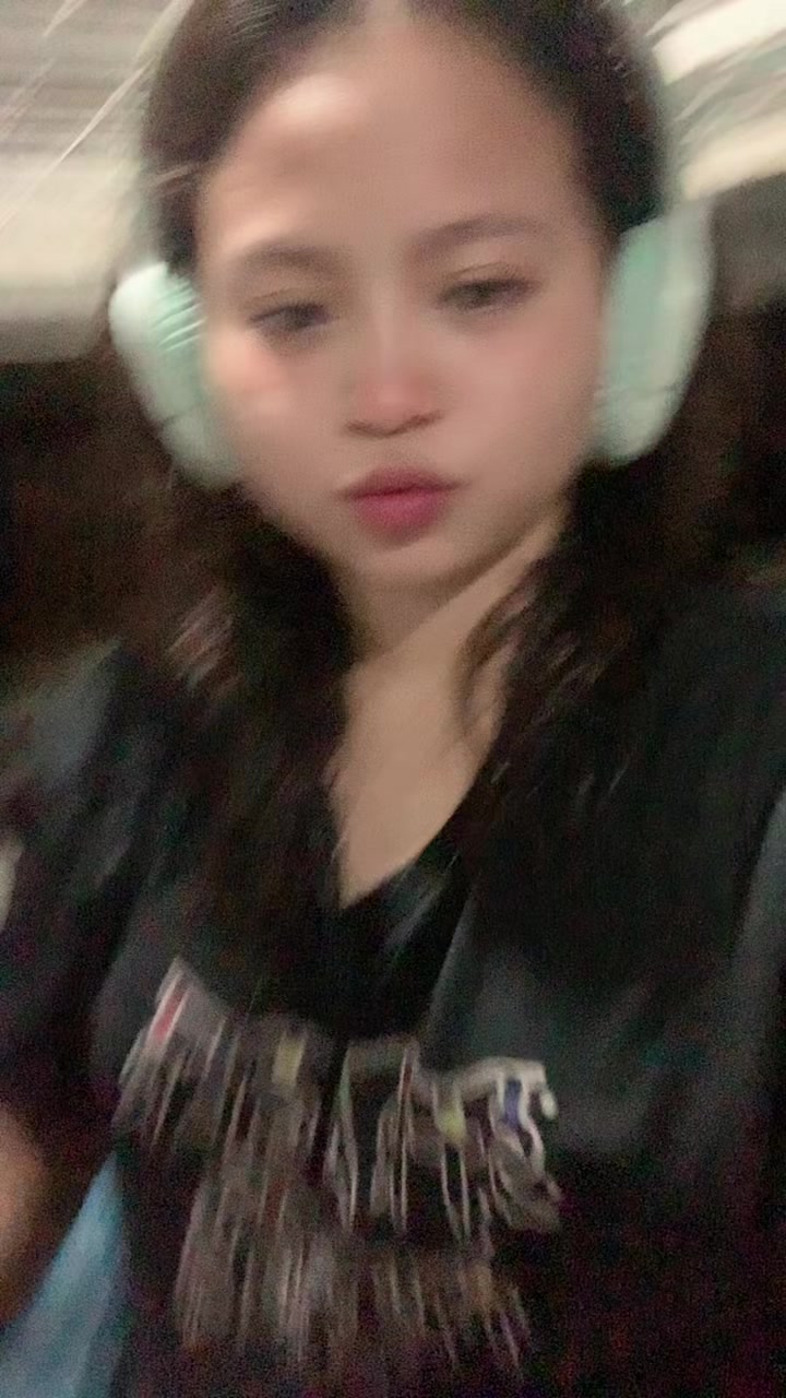 @🦋