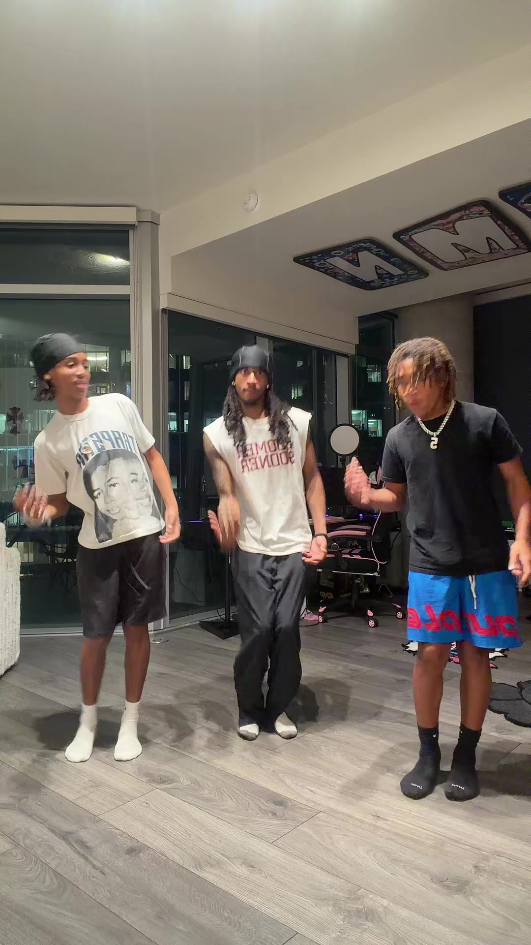 @ChAsEy