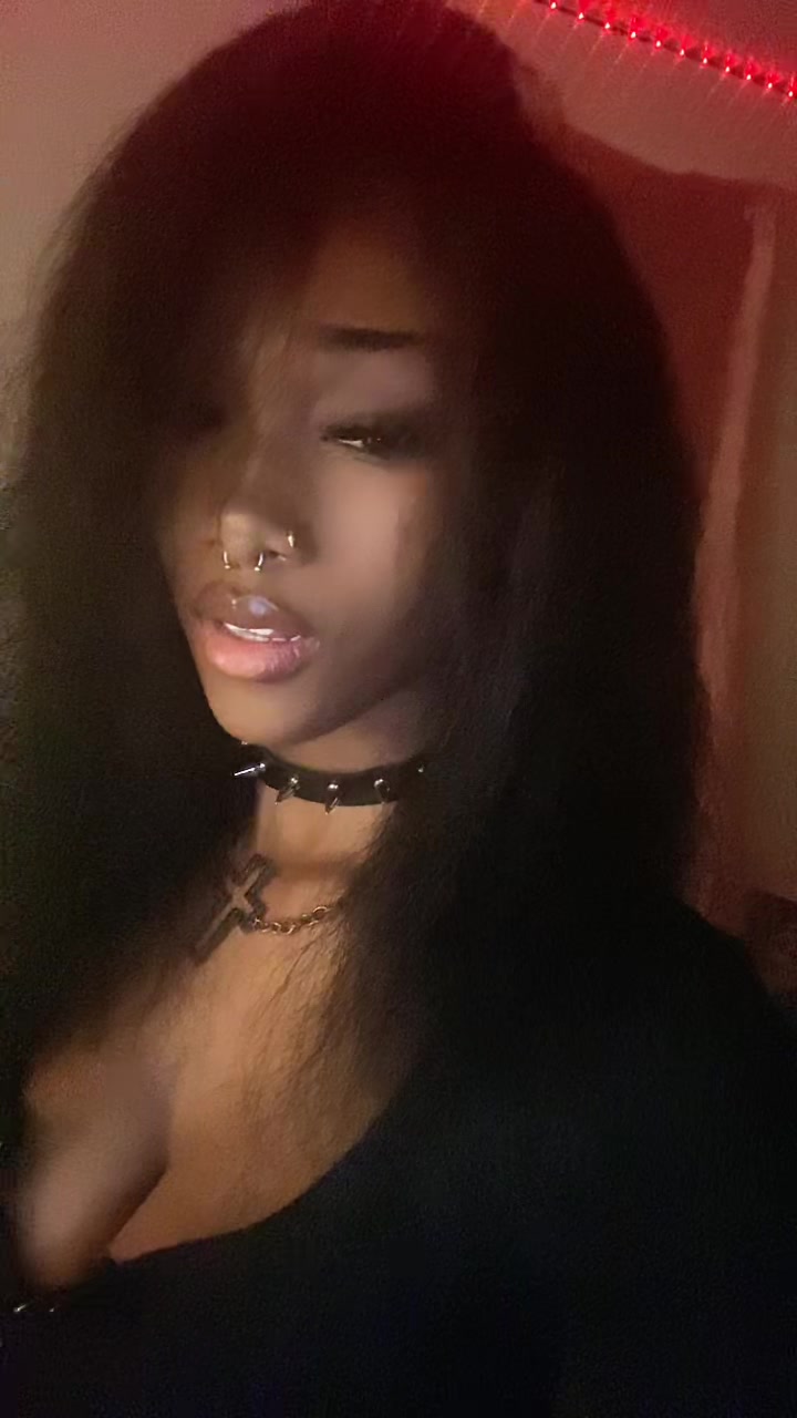 @ﹺ