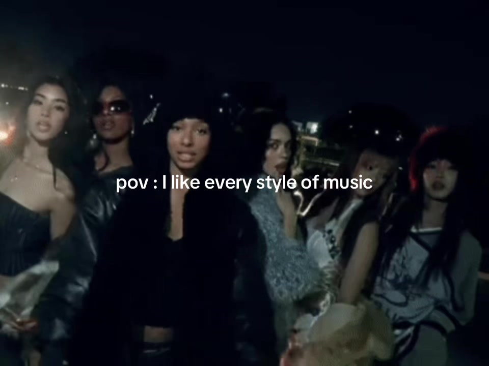 @lola⁷