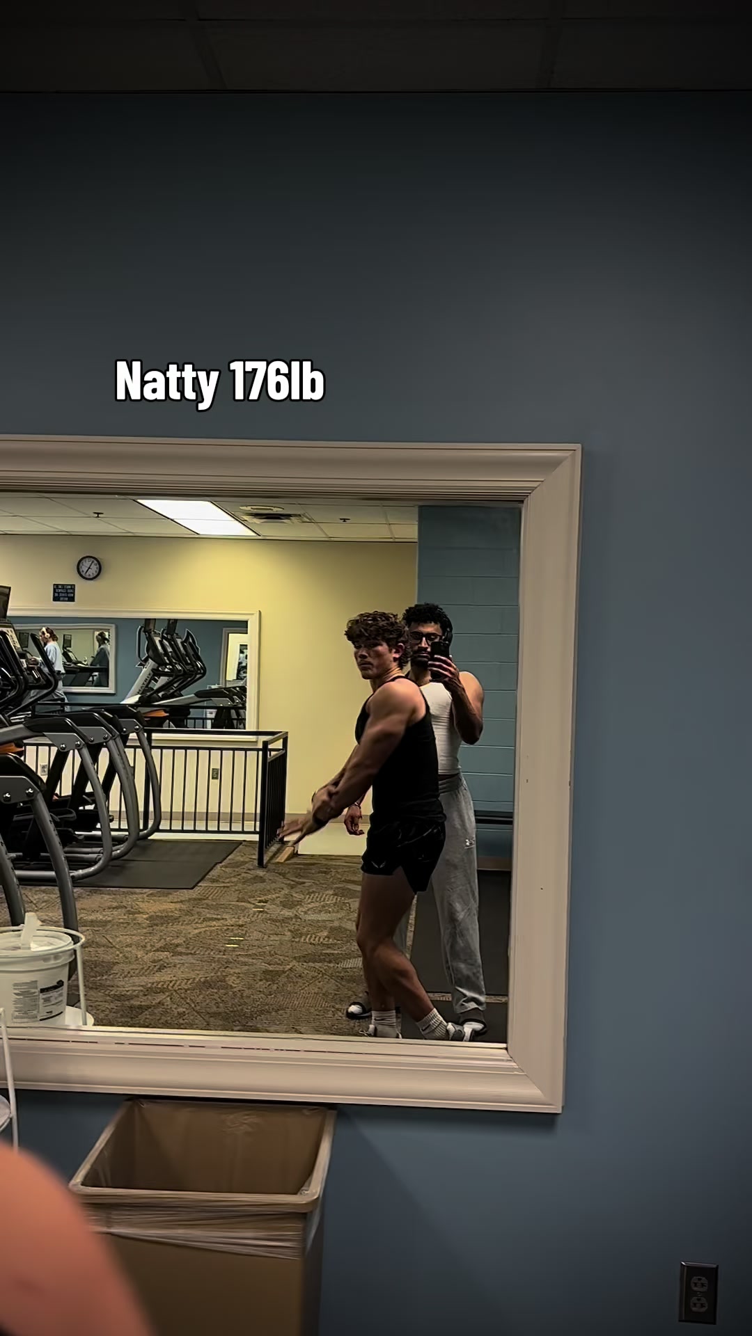 @𝔄𝔲𝔰𝔱𝔦𝔫Liftz