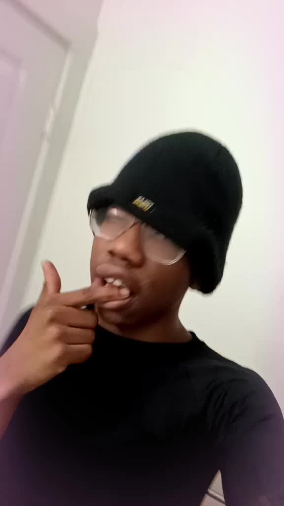 @👑FEMBOY🌚KING👑