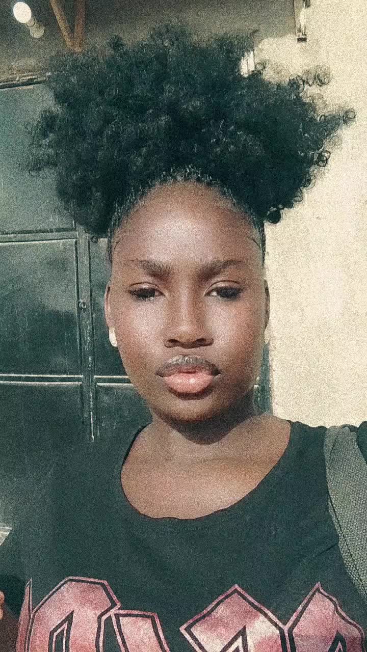 @maimuna🇬🇲