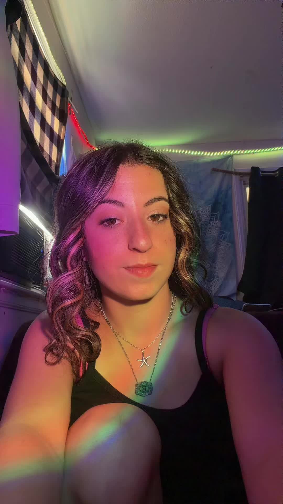 @✨💃🏻𝐄𝐌𝐈𝐋𝐘💃🏻✨