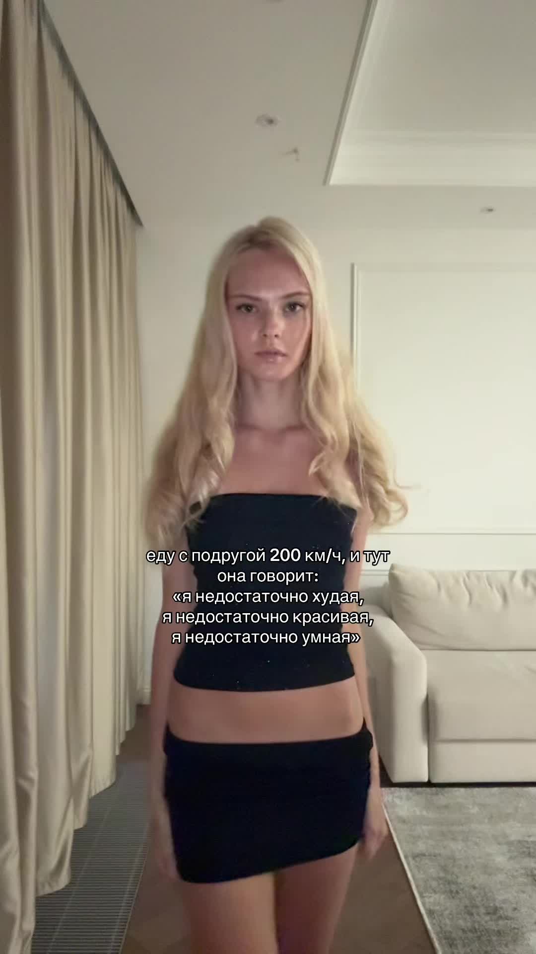 @monnelizz