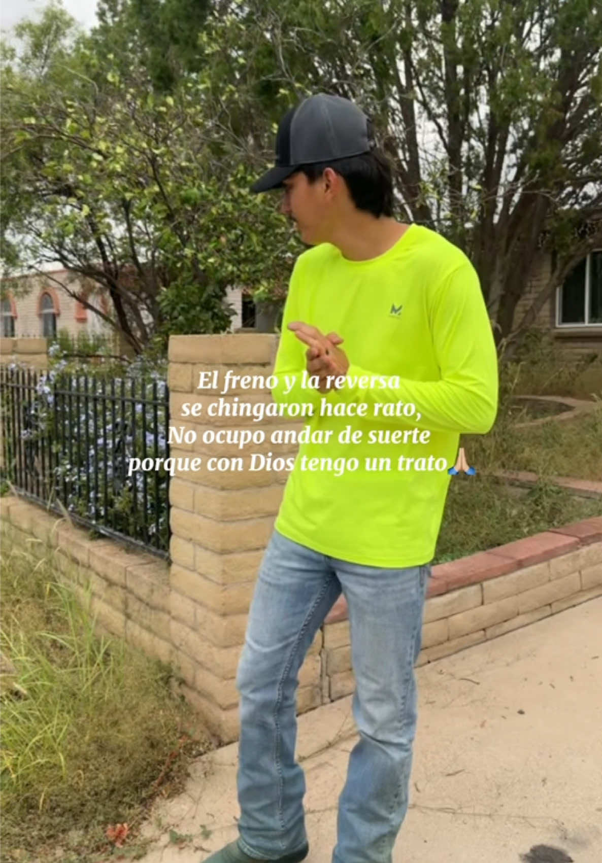 @Jüåñ