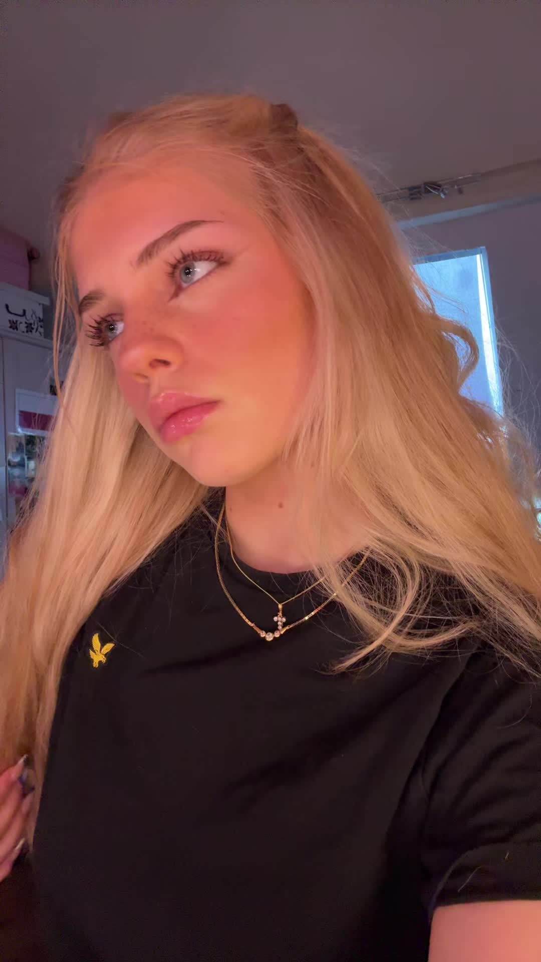 @julia