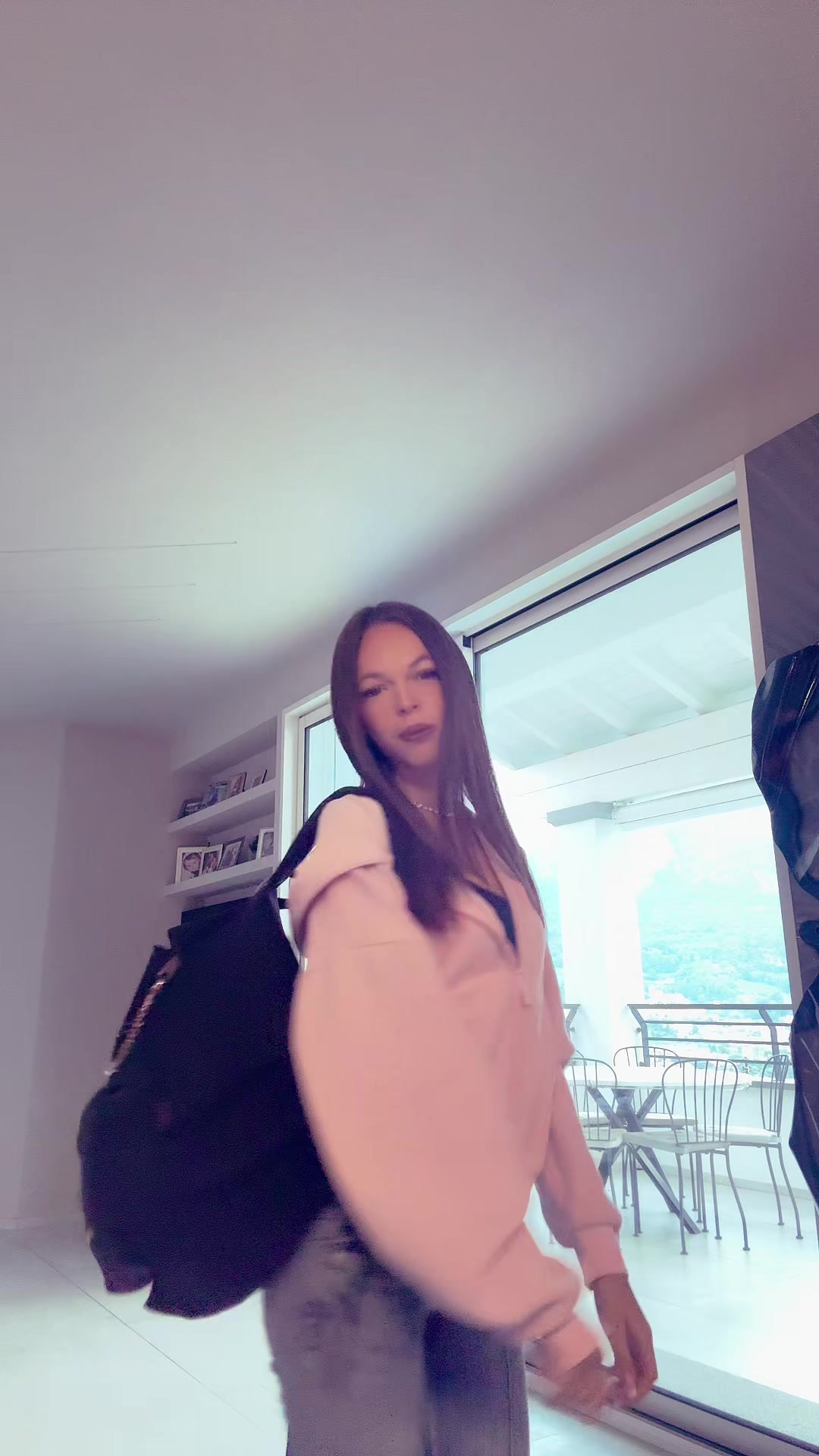 @lavale_