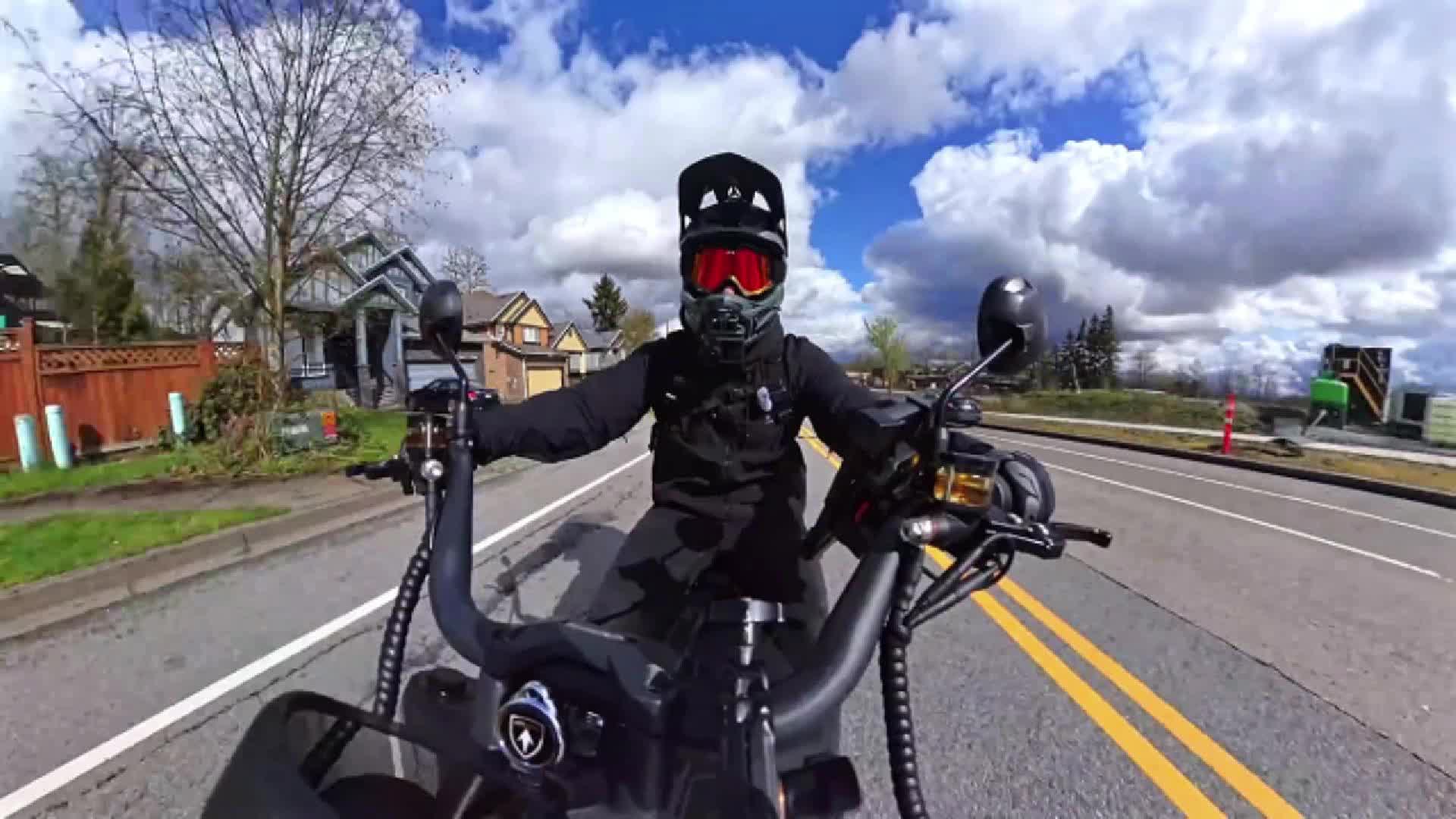 @eahorascooters