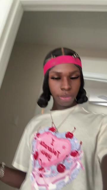 @unofficialgir