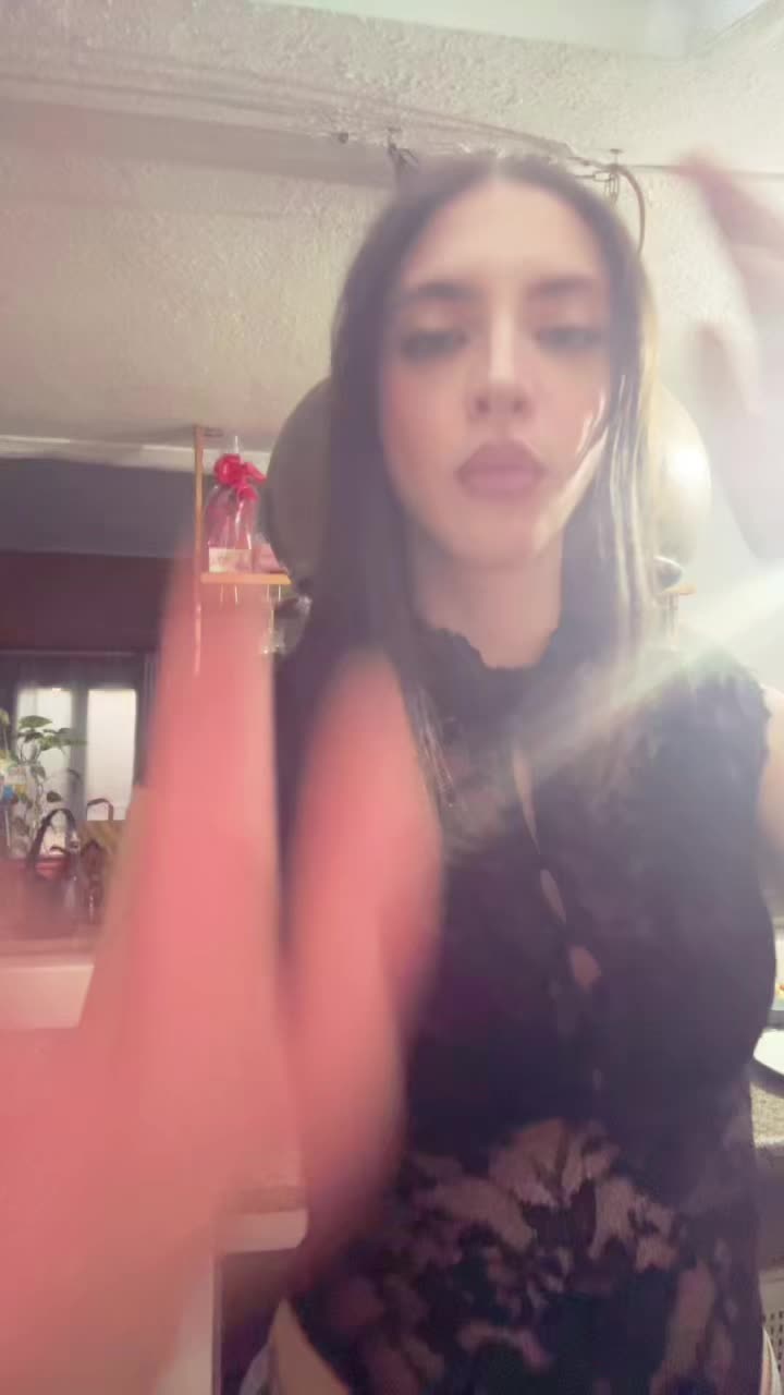 @naima🧛🏼