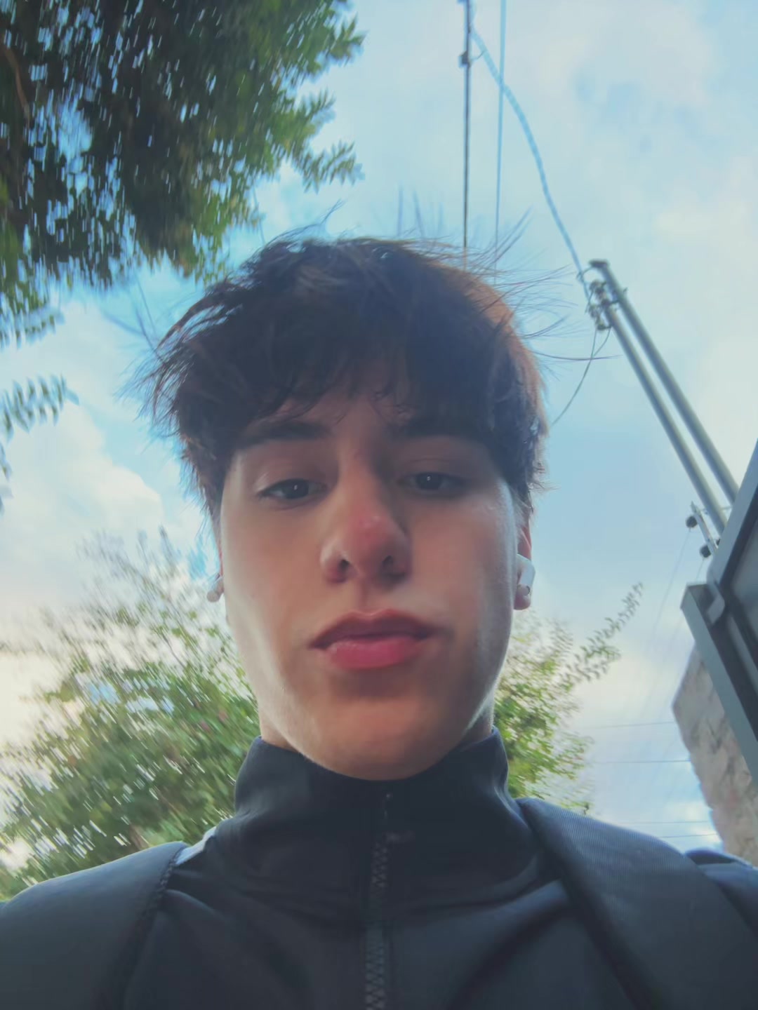 @𝙀𝙢𝙞𝙡𝙞𝙖𝙣𝙤𝙤𝙜𝙡 🕷️
