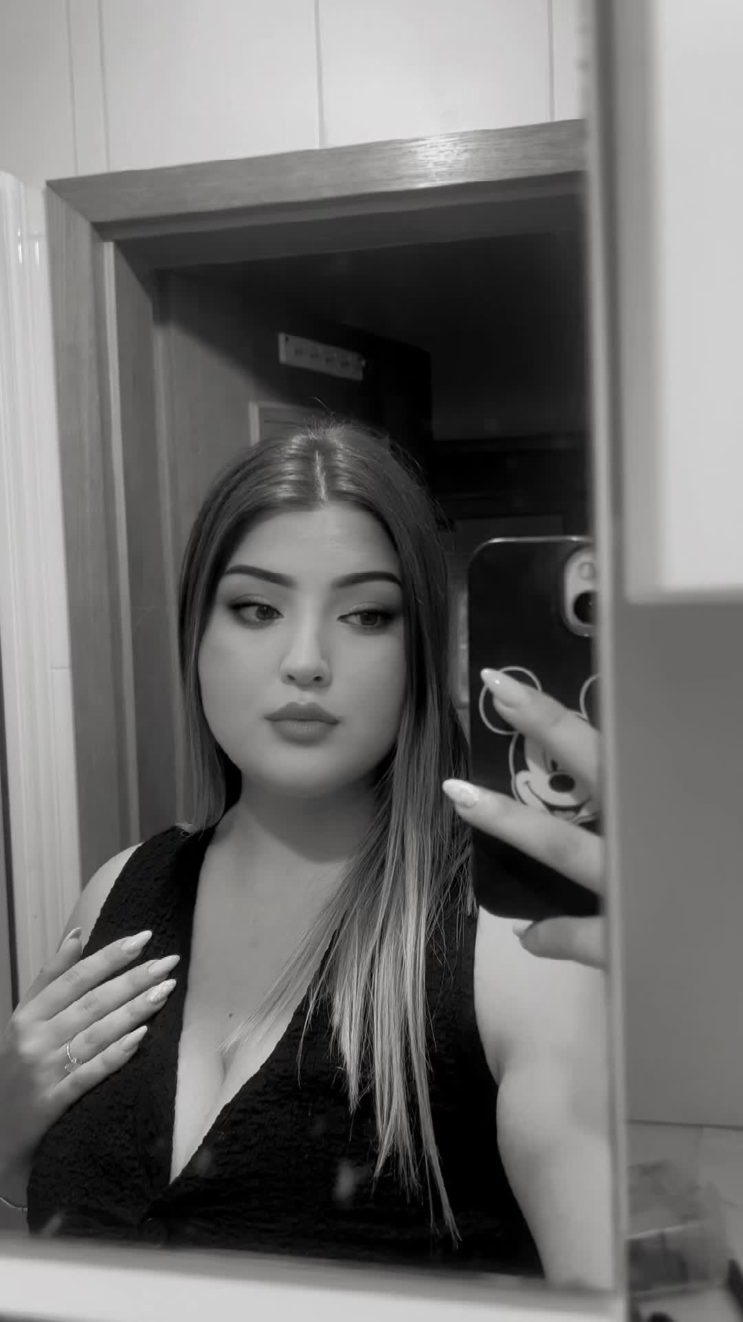 @Amina✨