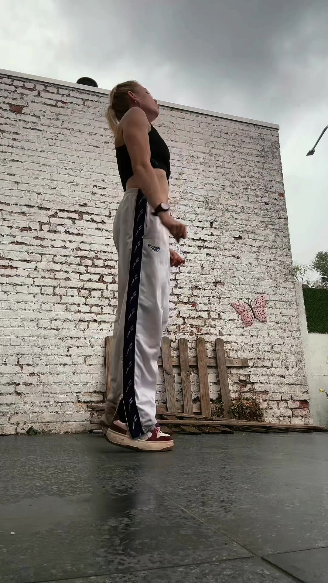 @Laura ✨🖤