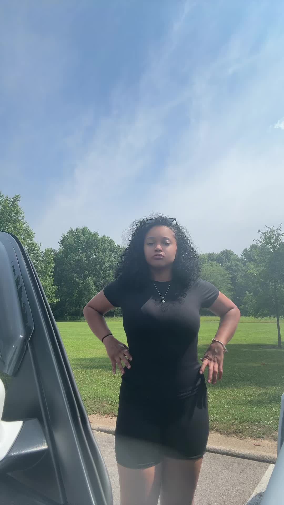 @_Sidnee