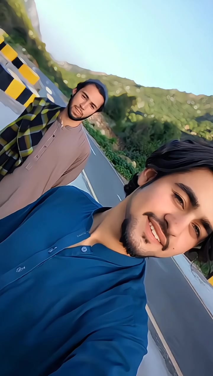 @✨️عمر آفریدی 🍂