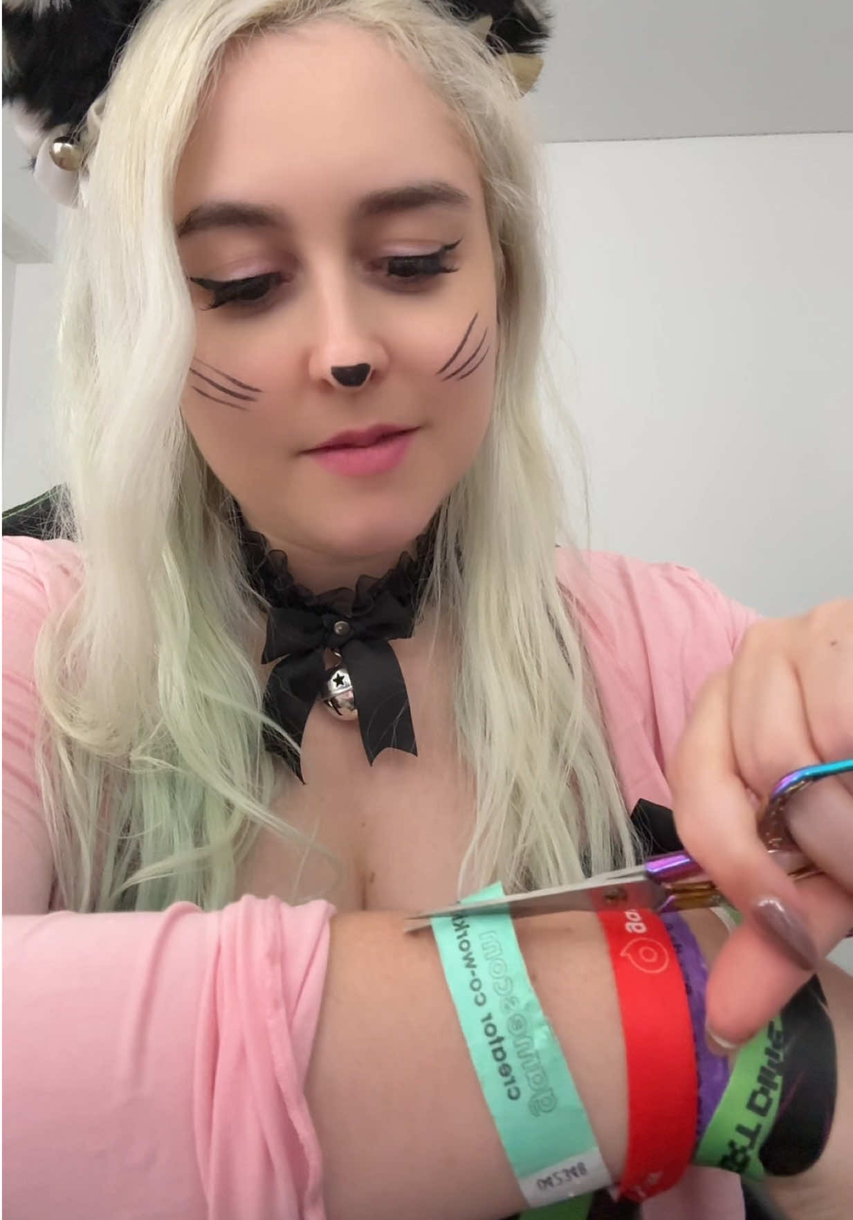 @Juliversal