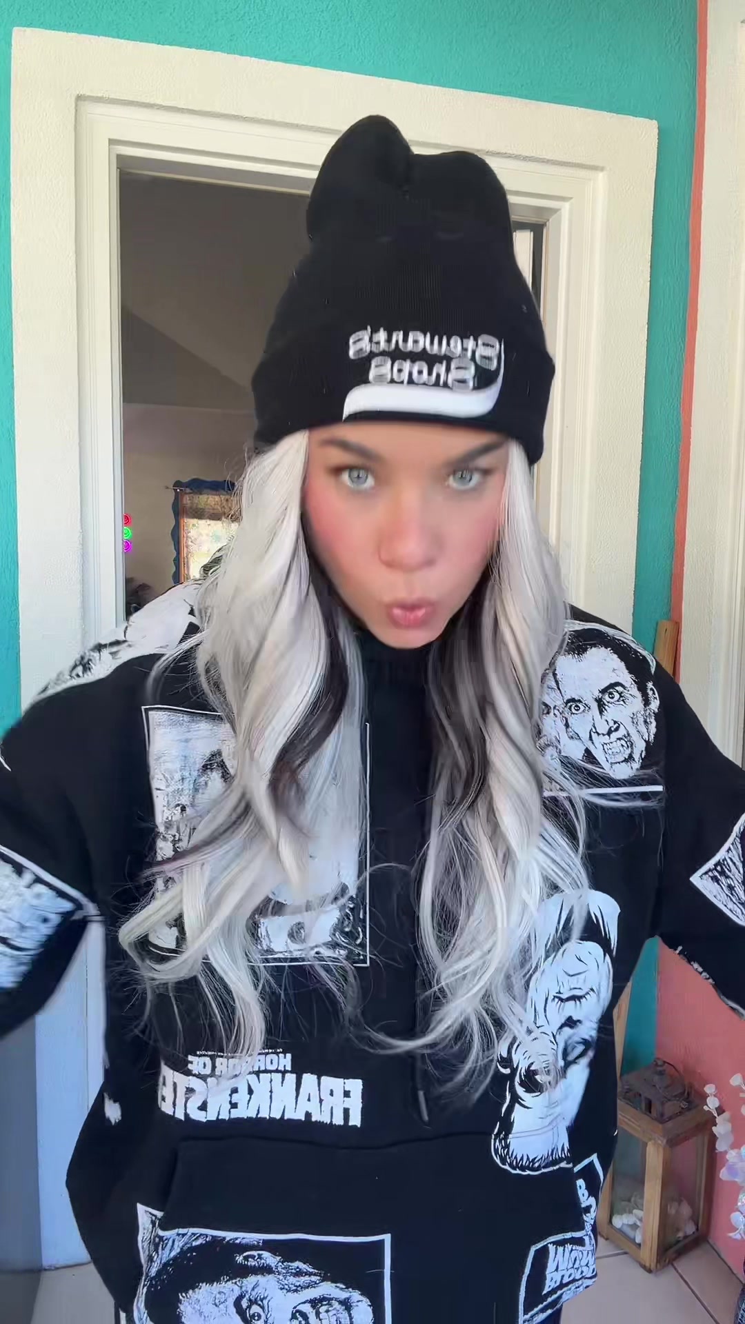 @Elizabeth Wears Wigs ๐ณ๏ธ๐