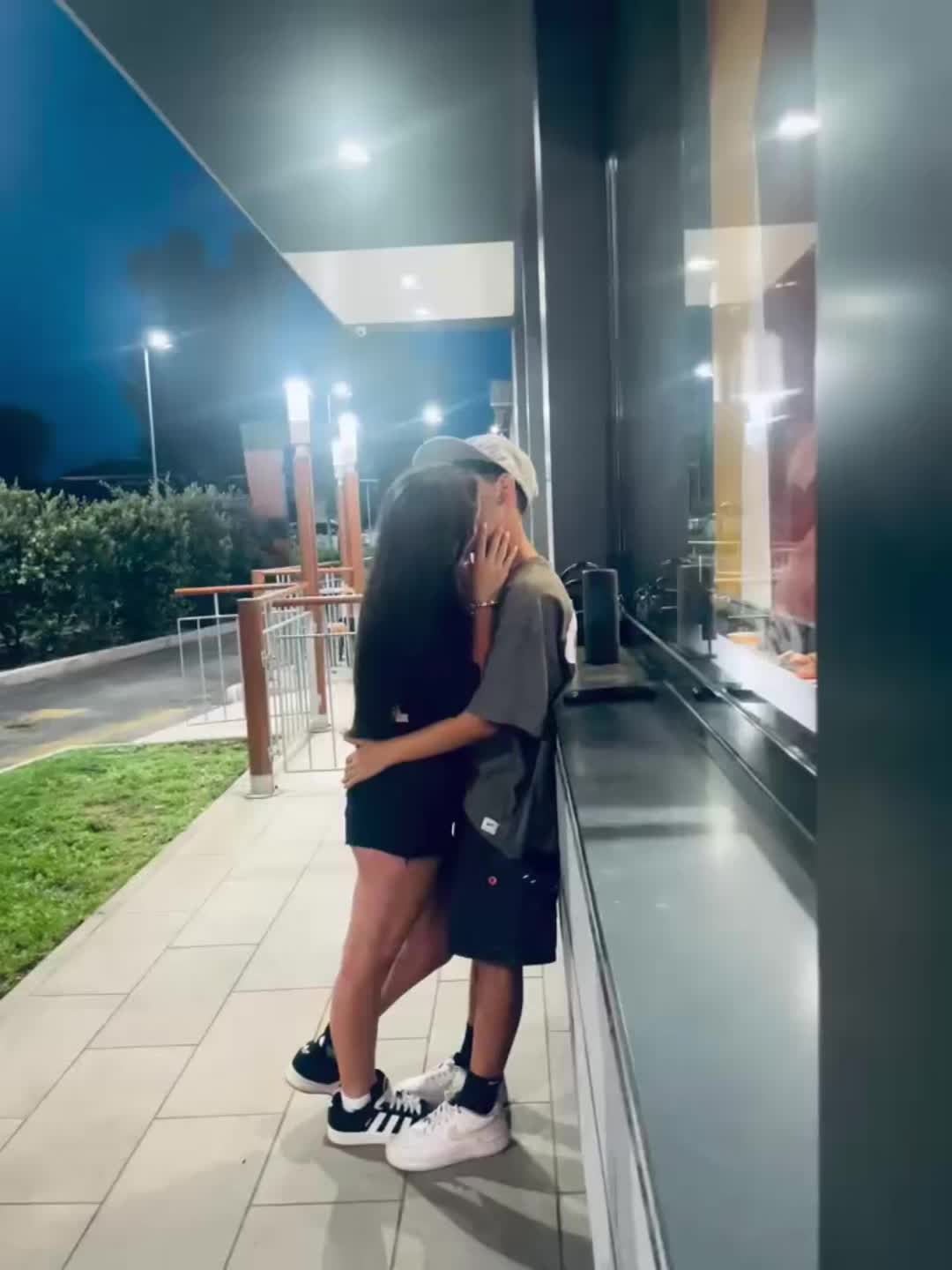 @𝓕𝓡𝓐𝓝𝓒𝓔𝓢𝓒𝓐𝓣𝓘𝓐𝓜𝓞💝