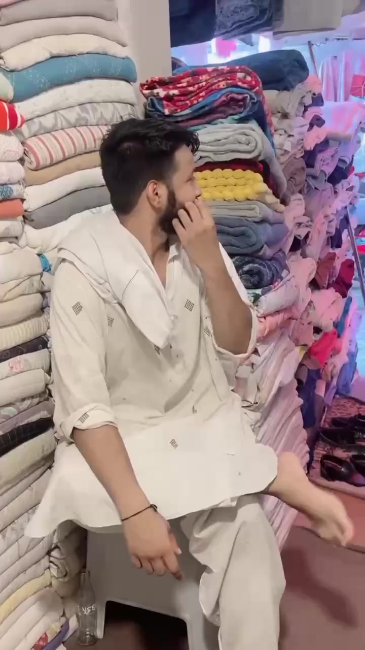 @khaber qureshi