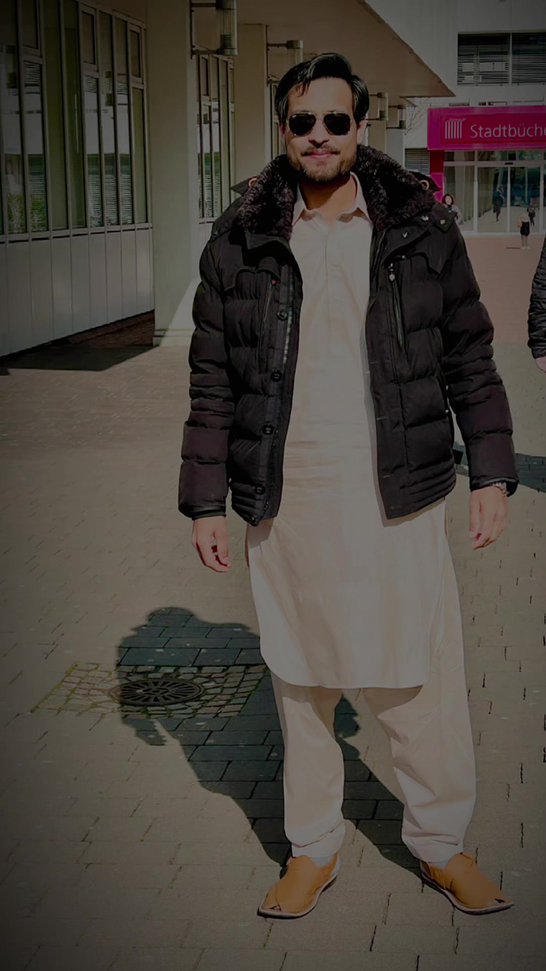 @🎭 Sam Khan🇩🇪🇵🇰..!