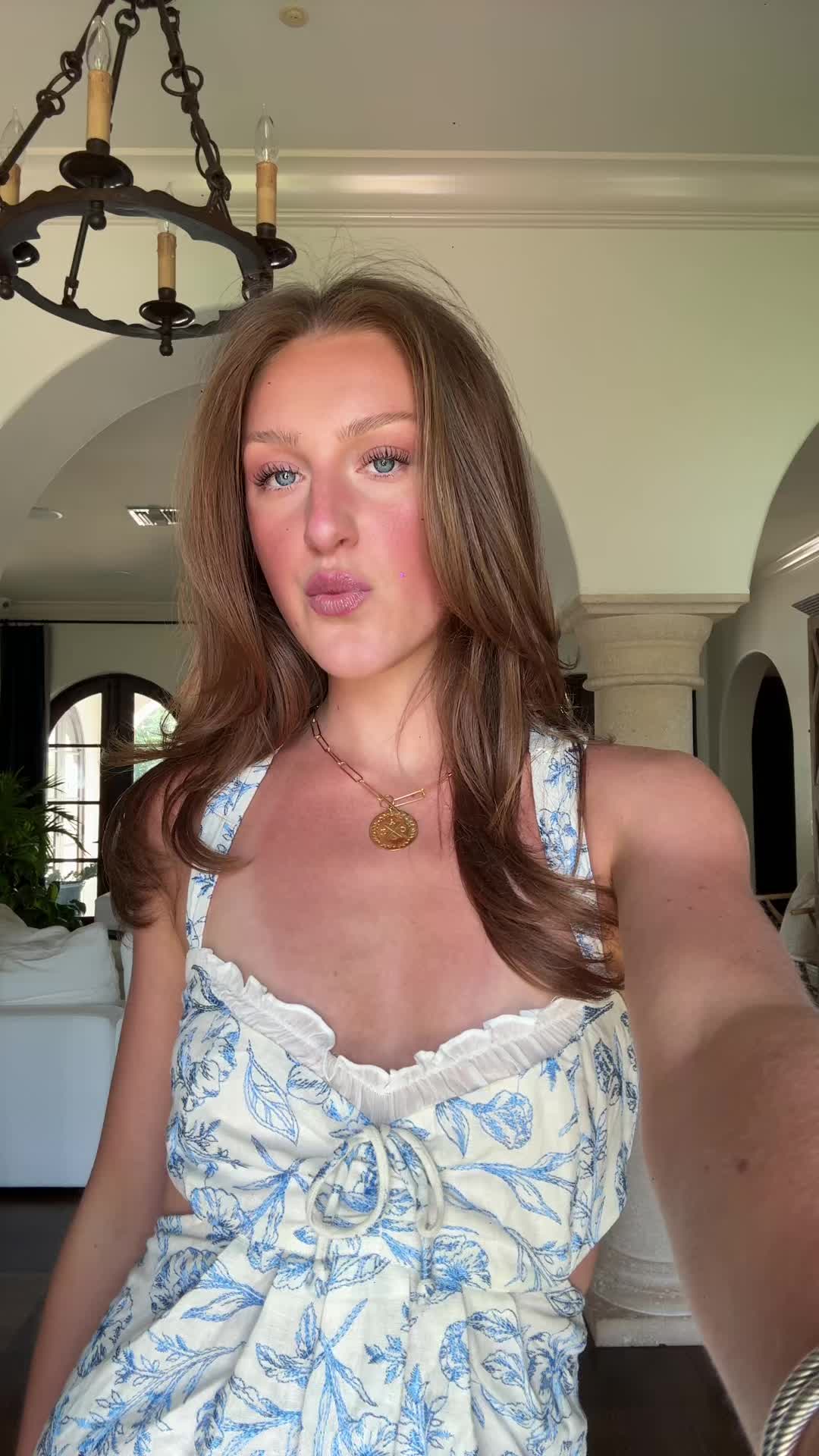 @Sophia