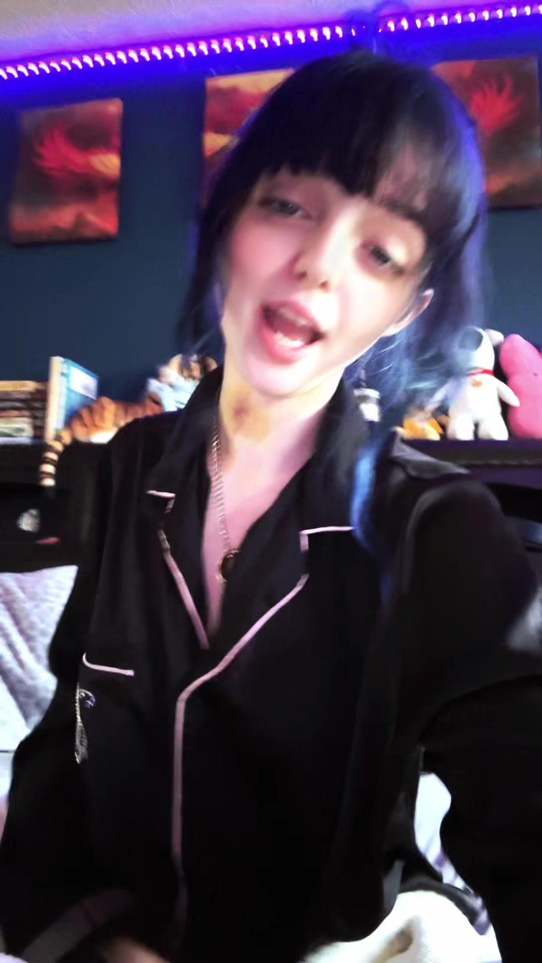 @Tays_on_the_moon