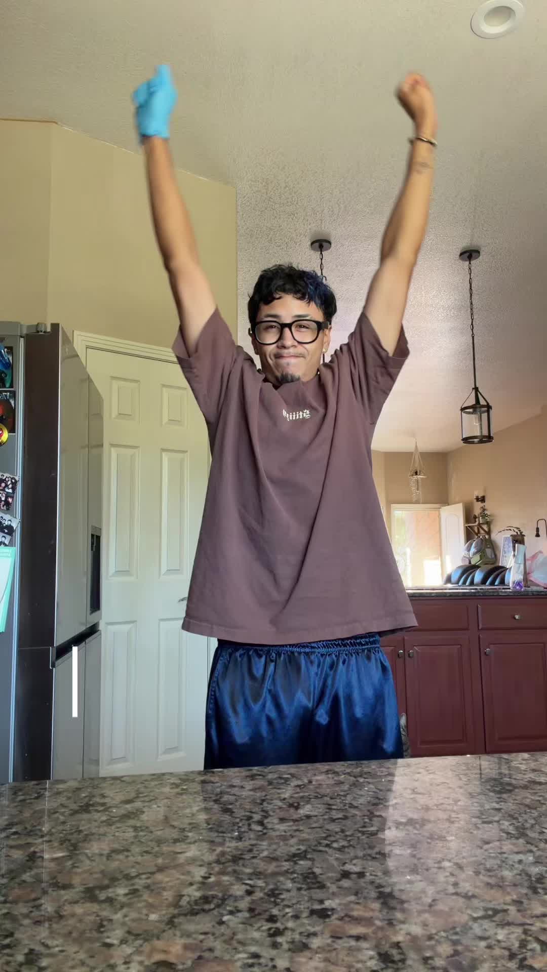 @eezzmo