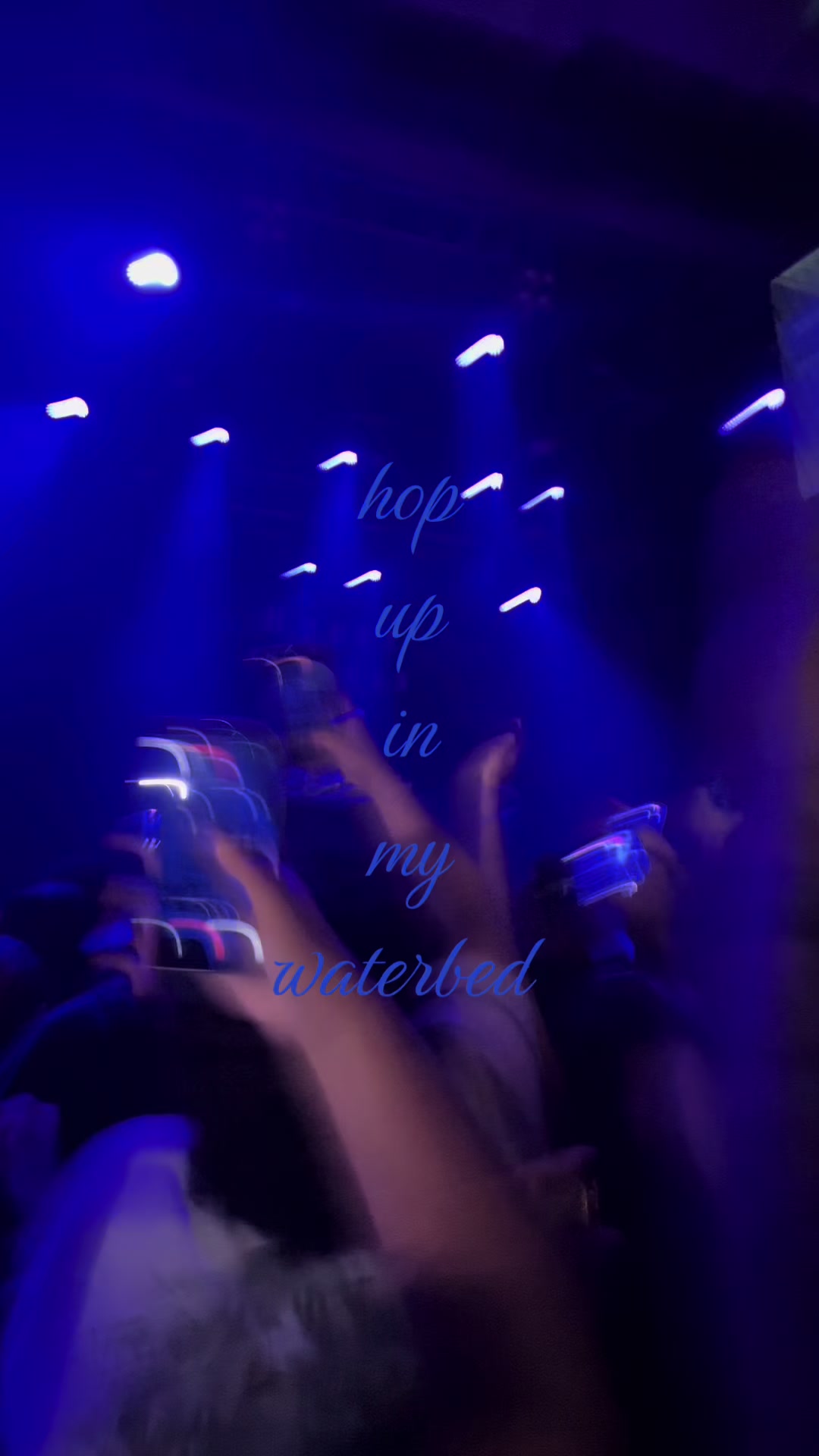 @ruth ⋆˚࿔