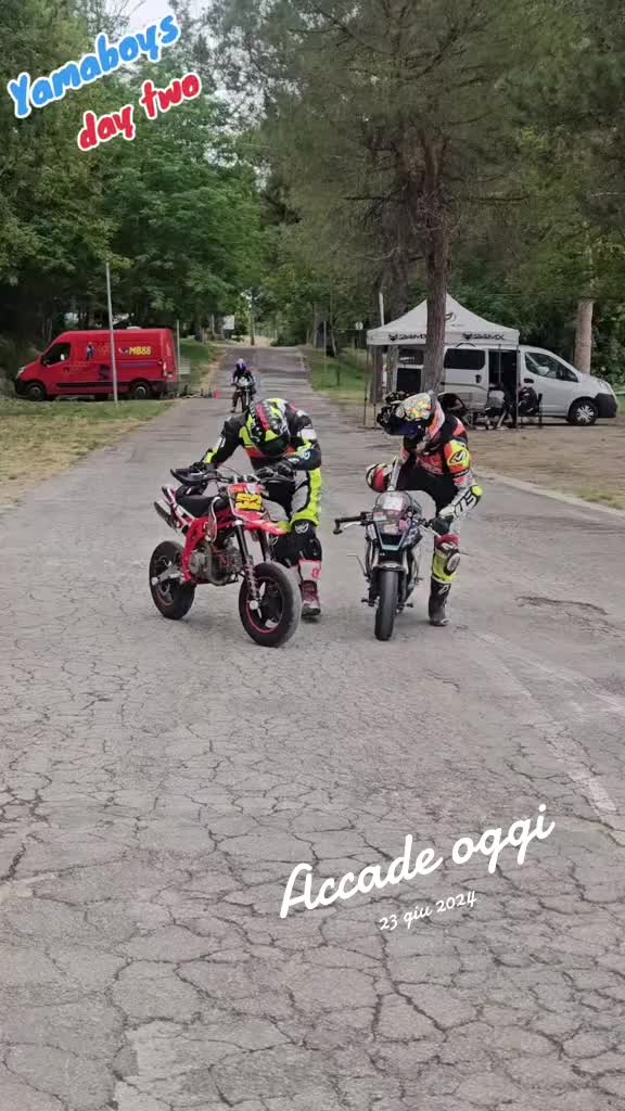 @GOLD RIDERS