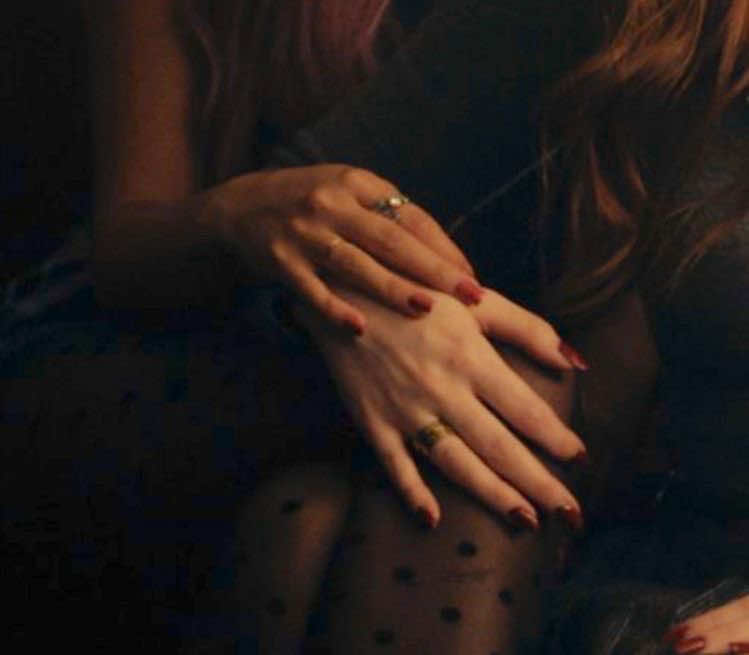 @🥀