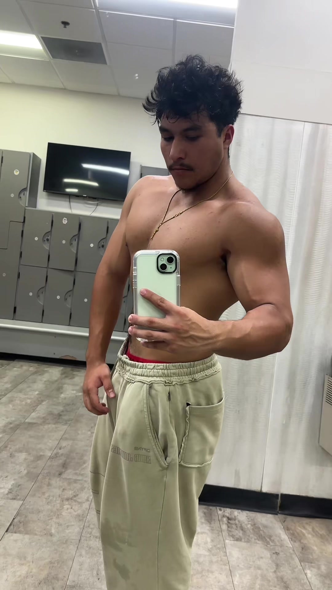 @AnthonyLifts