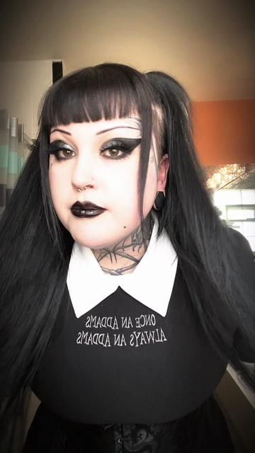 @Kel 🖤🕸️