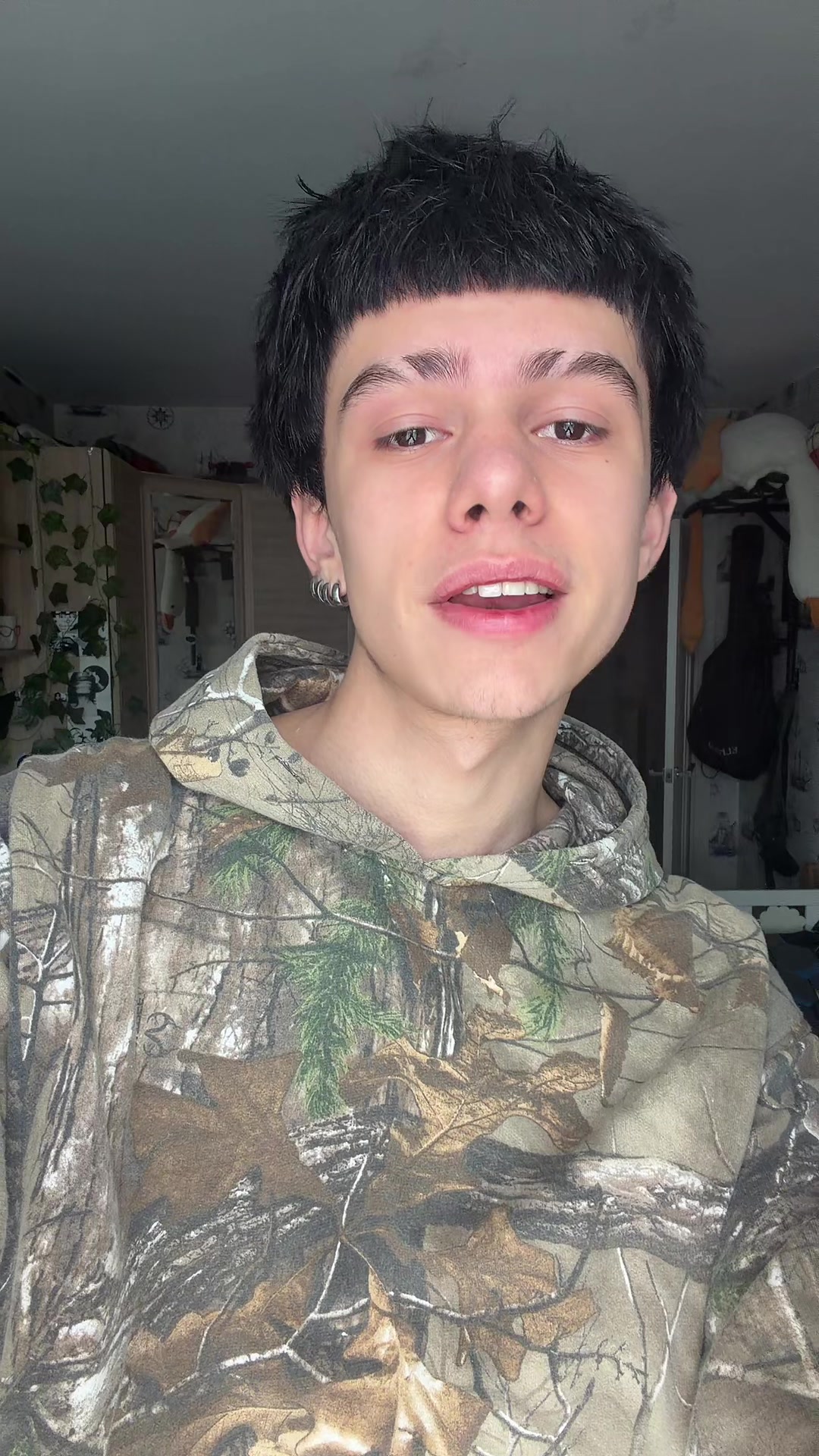 @КИРЮХА ЛИ ФАК