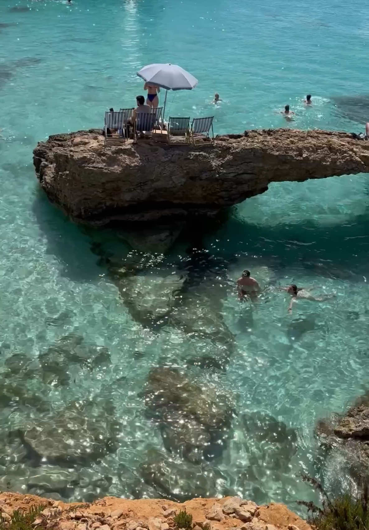@tina_loves_to_travel