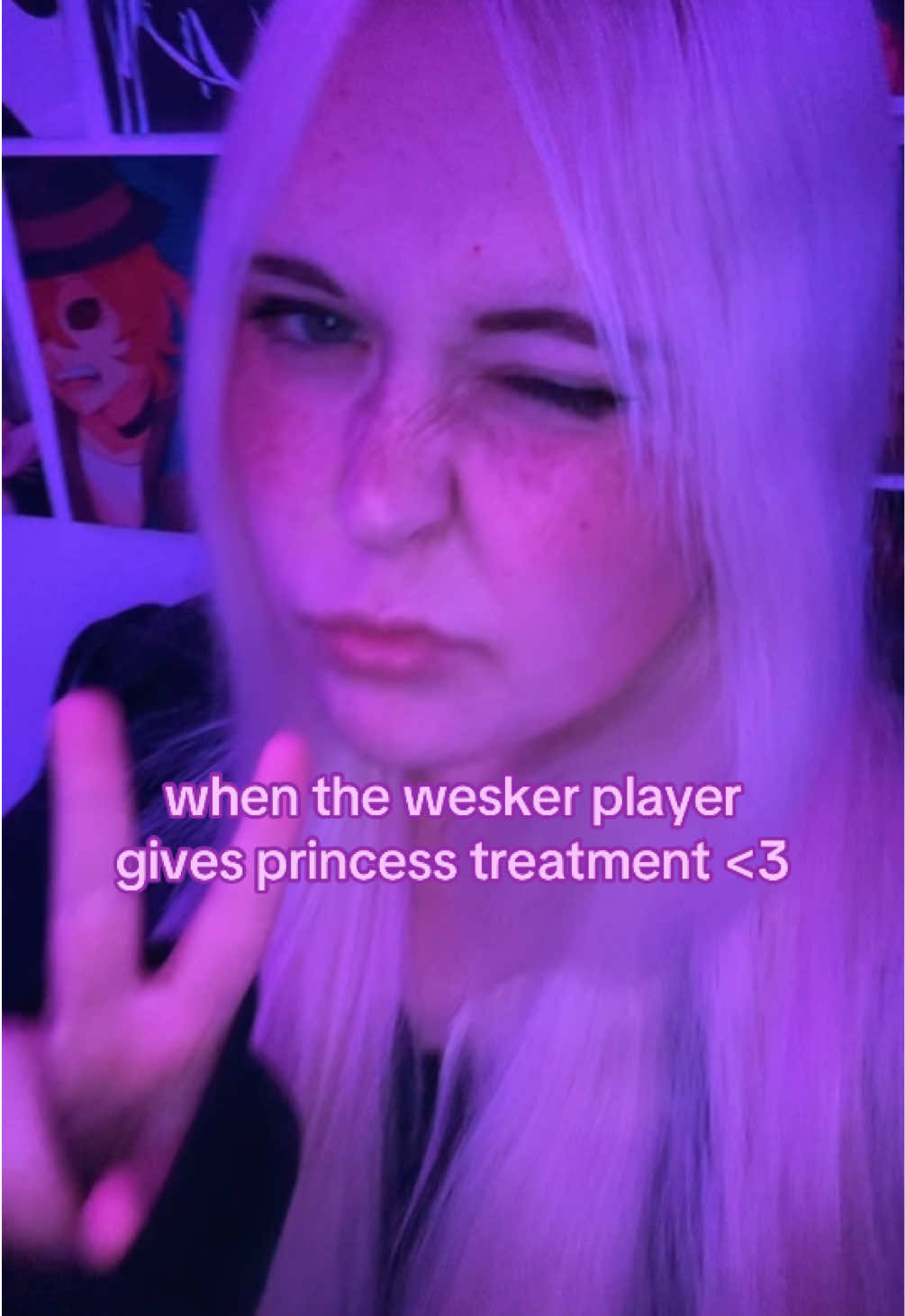 @v_eeveee