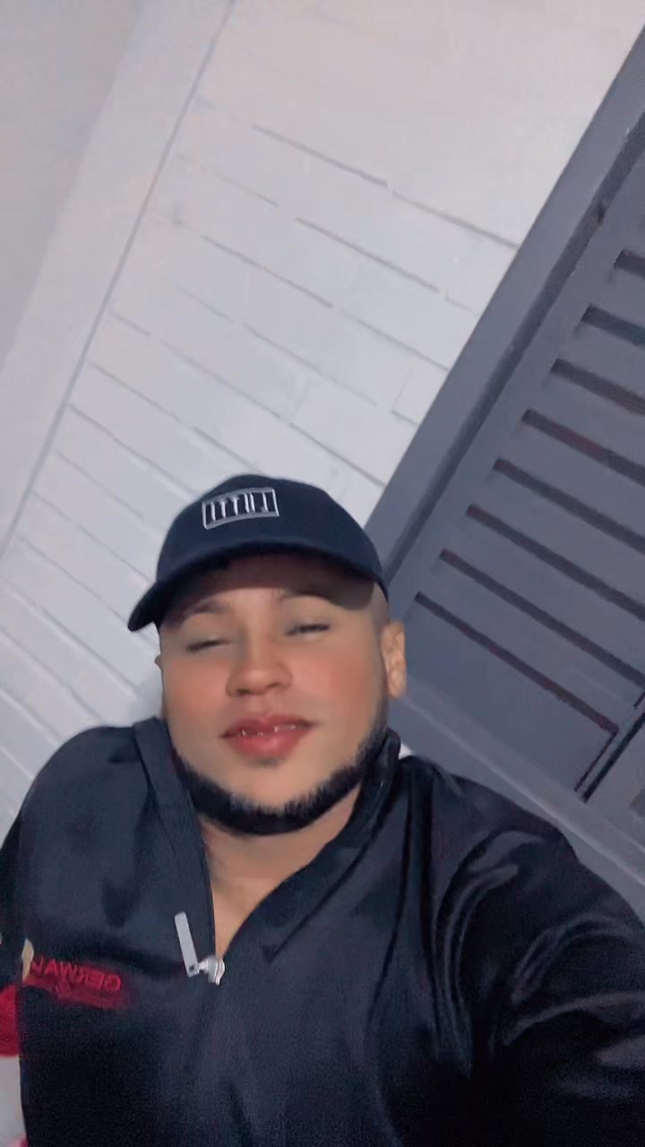 @Leandro L&eacute;o oficial