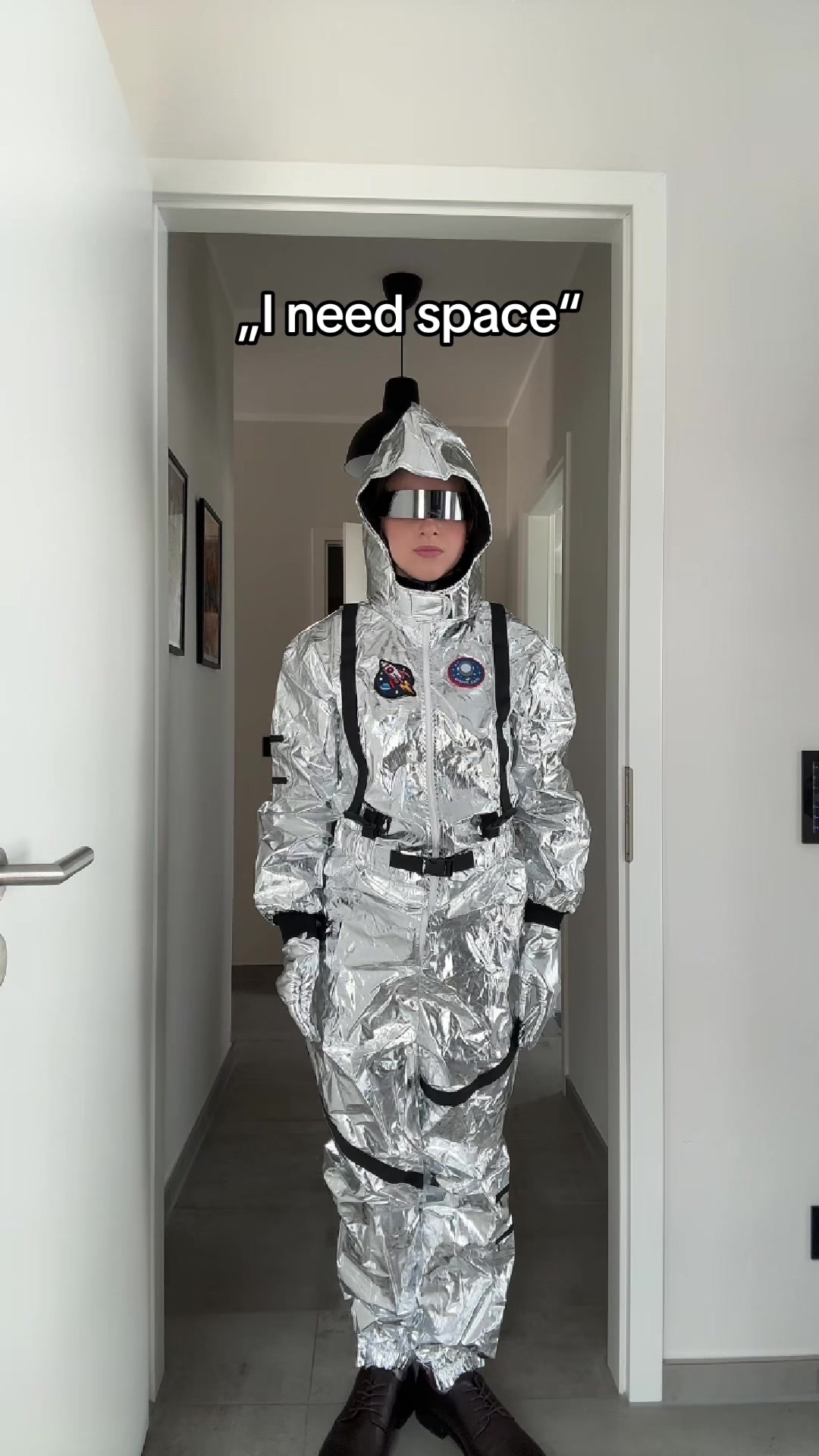 @Lara