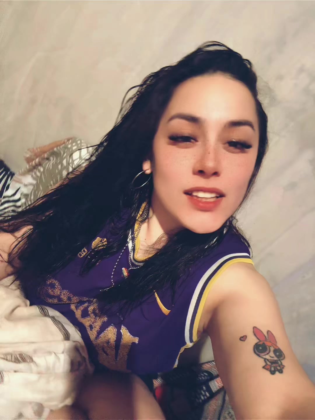 @Miickaa💜🏳️🌈