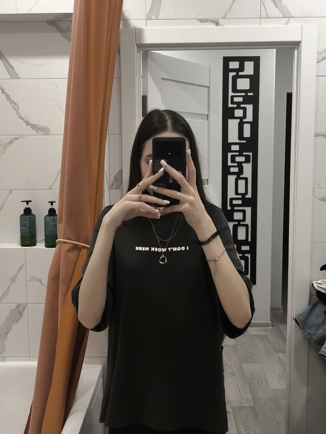@Олицетворение мёртвого🖤🩶🤍