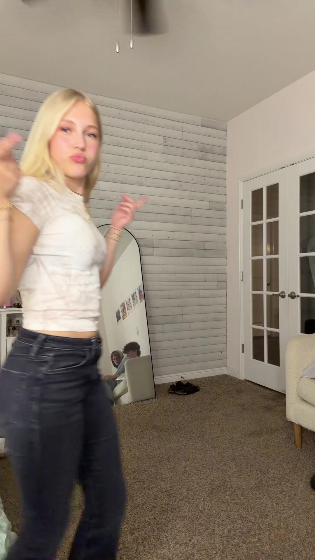 @PresleyLeonor